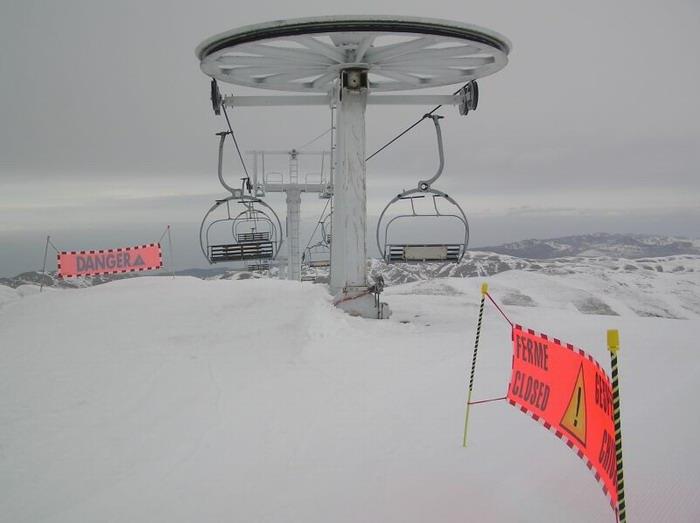 SKIING IN LEBANON